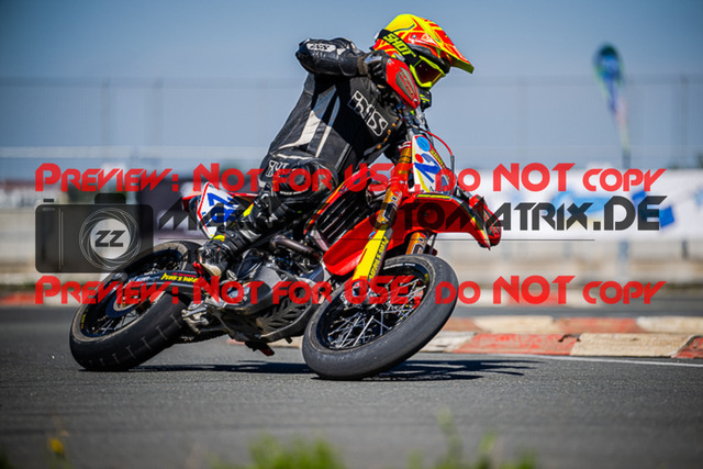 MaZZes_FotoMatrix_220903_1118 | S3