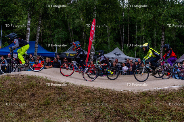 BayBMX2026-05198 | Fotogalerie von Thomas Dettweiler mit Eventbildern und lizenzfreien Fotos. Perfekt als Wandbild, für Büro, Website oder private Nutzung. - Realisiert mit Pictrs.com