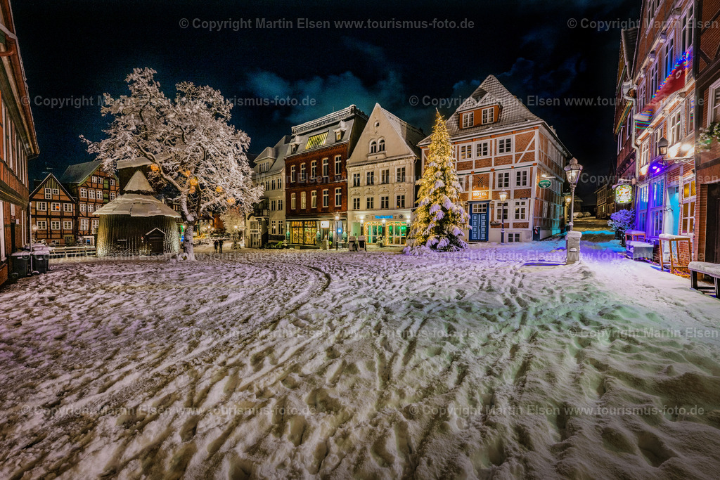 Stade Fischmarkt Altstadt Winter Schnee_ELS_2417030126 | Fotos aus den Touristenorten aus Norddeutschland. - Realisiert mit Pictrs.com