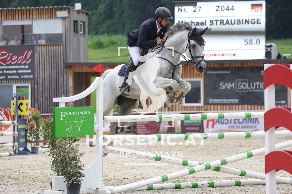 0P6A4448 | Willkommen bei Brunnmayr - Design & Fotografie – Ihrem Spezialisten für Reitturniere und Pferdeveranstaltungen in Oberösterreich, Salzburg und Bayern! Seit über 17 Jahren sind wir leidenschaftlich dabei.