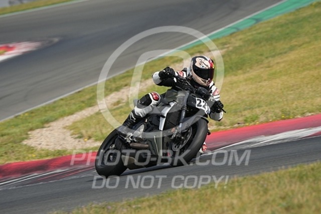 2024_08_15_PBK_17162 | Sportfotografie; SlowMotion; Video; Rennstrecke; Hafeneger; Speer; Racing; RSE; BMW; CBO; Trackday; Motorsportarena; Hockenheimring; Brno; Most; Barcelona; Valencia