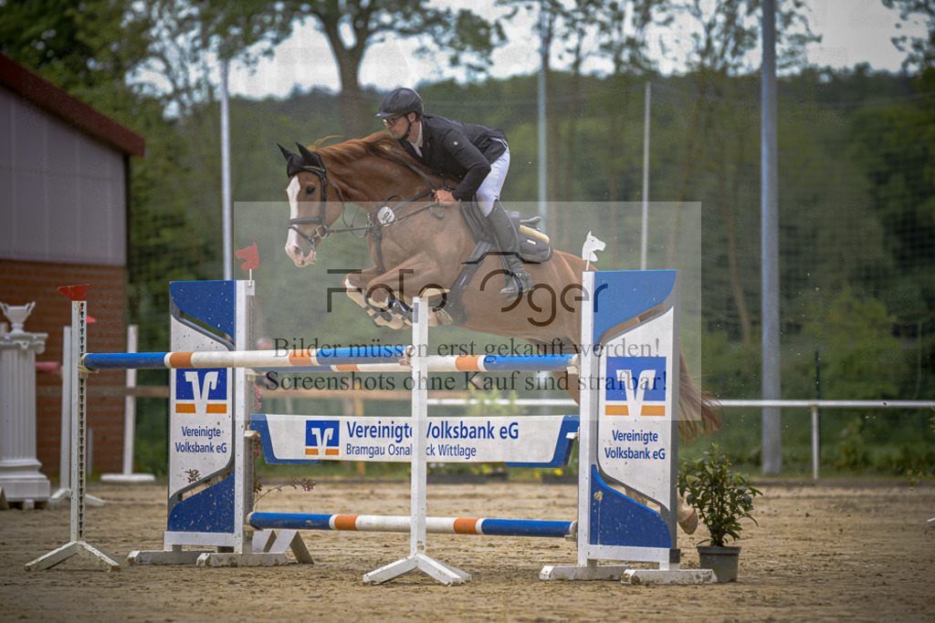 20240505-DOS_2979 | Entdecke hochwertige Reitturnierfotos von Foto Oger. Professionell, emotional und authentisch – jetzt Lieblingsmomente im Shop bestellen. - Realisiert mit Pictrs.com