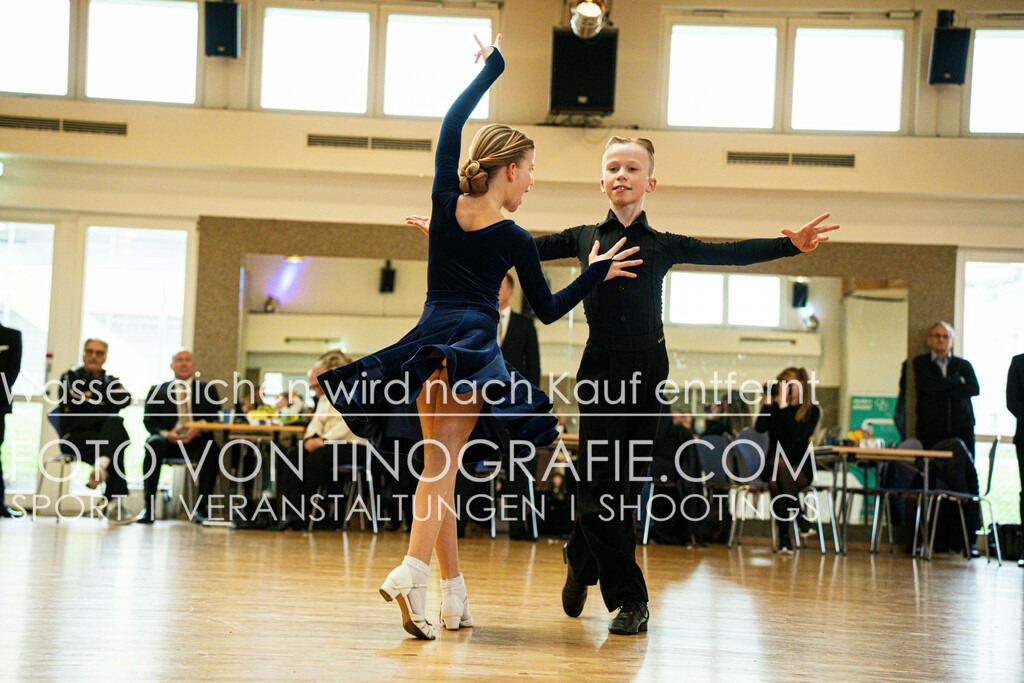 DM_Fe_Kin-129 | (c) TINOGRAFIE.COM