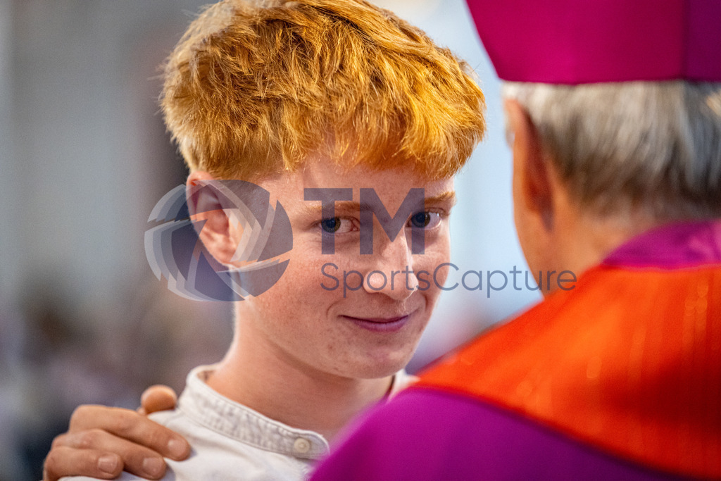 RR5M8275 | Firmung Dom Klagenfurt 8.6.24