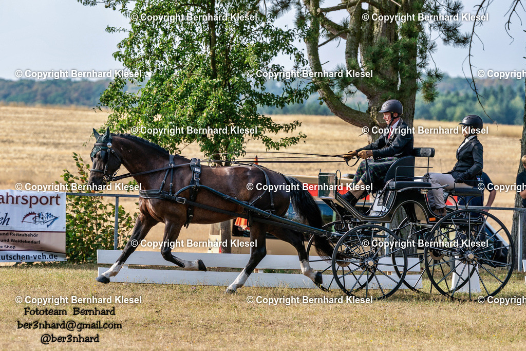 2A901700 | foto-team-bernhard - Realisiert mit Pictrs.com