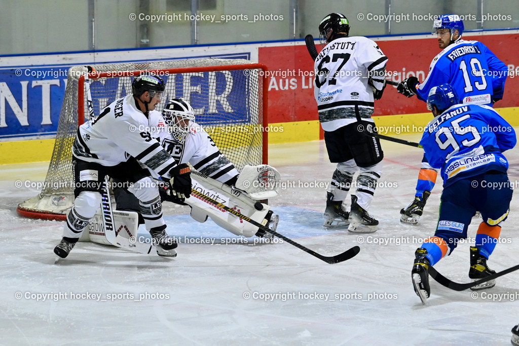 ESC Sparkasse Steindorf vs. LE Kings | #95 Gelfanov Ruslan ESC Steindorf, #19 Friedrich Lukas ESC Steindorf, #67 Battistutti Mikka LE Kings, #91 Setzinger Oliver LE Kings, #34 Kyllönen Simeoni LE Kings, ESC Sparkasse Steindorf vs. LE Kings, ESC Sparkasse Steindorf vs. LE Kings am 01.11.2025 in Steindorf (Ossiachersee Halle), Austria, (Photo by Bernd Stefan)