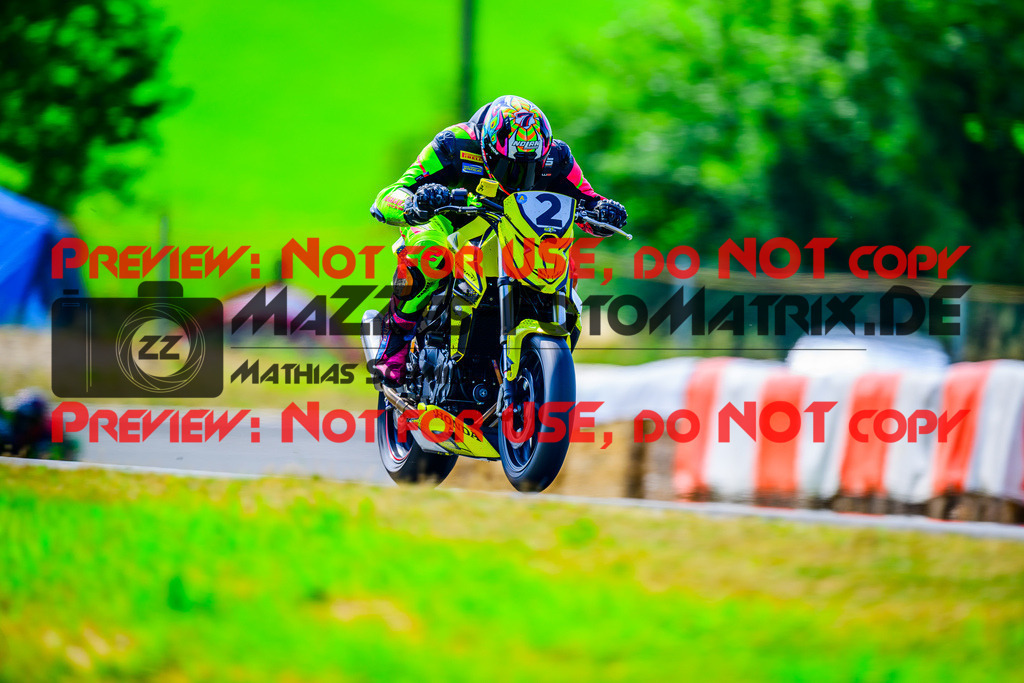 MaZZes_FotoMatrix_240726_6007705_4102 | TWIN