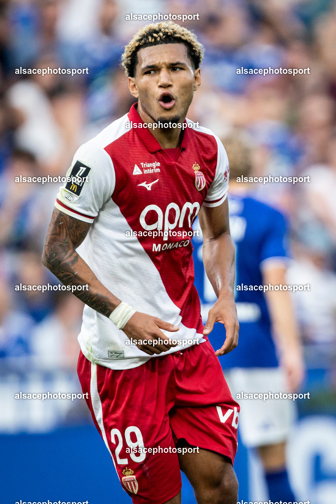 9L6A8281 | Joie des joueurs de l'equipe de As Monaco apres le but de Paris Brunner #29 (AS Monaco) - Realisiert mit Pictrs.com