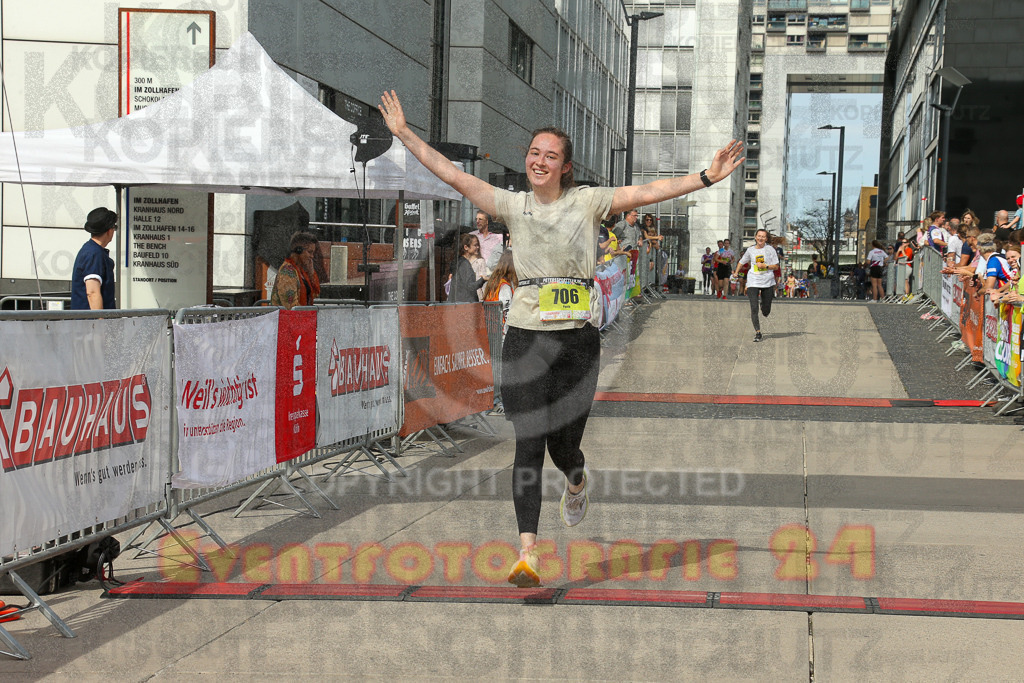 250920_1333_EX1_5507 | Sportfotografie im Rhein-Sieg Kreis, Köln, Bonn, NRW, Rheinland Pfalz, Hessen, etc. Unser Tätigkeitsfeld umfasst den Laufsport vom Volkslauf über den Marathon, Duathlon, Triathon bis zum Ultralauf wie Kölnpfad Ultra oder Schindertrail.