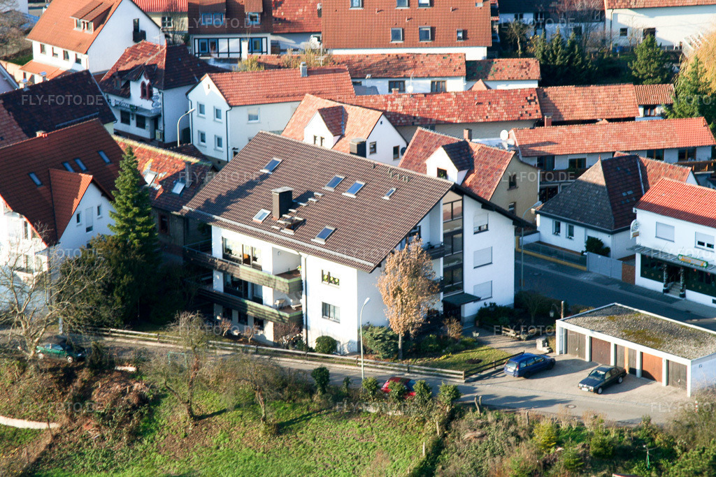 Luftbild: Bahnhofstr in Jockgrim im Bundesland Rheinland-Pfalz in Deutschland. Foto: IMG_0399.jpg vom 10.12.2005 durch Werner Riehm/FLY-FOTO.de