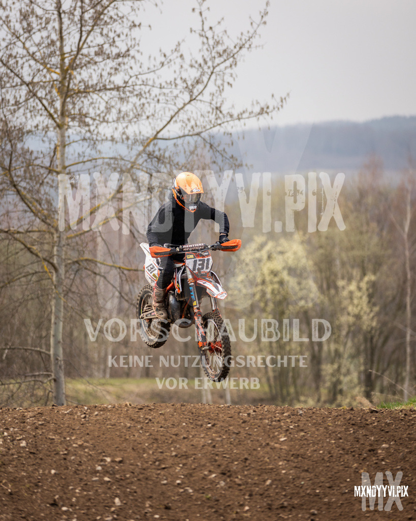 866A0940 | mxndyyvipix