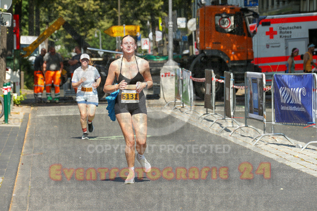 250621_1057_EX1_3176 | Sportfotografie im Rhein-Sieg Kreis, Köln, Bonn, NRW, Rheinland Pfalz, Hessen, etc. Unser Tätigkeitsfeld umfasst den Laufsport vom Volkslauf über den Marathon, Duathlon, Triathon bis zum Ultralauf wie Kölnpfad Ultra oder Schindertrail.