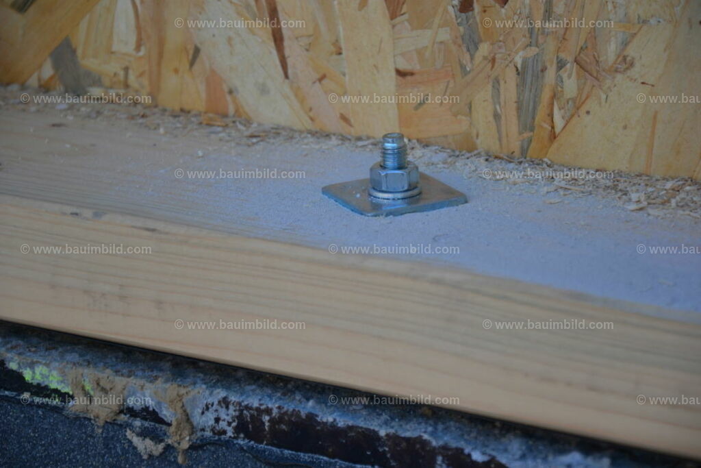 bib-lg09-holzbau-0058 | Nach LV-Leistungsgruppen sortierte Detailfotos über den Bau eines Hauses. Alle Hausbau-Bilder direkt vom Urheber und Autor der Website Haus-Selber-Bauen.com