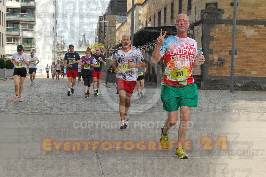 250920_1327_EV4_5641 | Sportfotografie im Rhein-Sieg Kreis, Köln, Bonn, NRW, Rheinland Pfalz, Hessen, etc. Unser Tätigkeitsfeld umfasst den Laufsport vom Volkslauf über den Marathon, Duathlon, Triathon bis zum Ultralauf wie Kölnpfad Ultra oder Schindertrail.