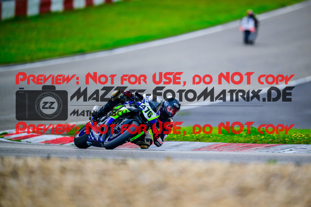 MaZZes_FotoMatrix_240910_6007705_9213 | WEISS