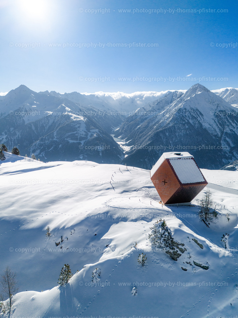 Granatkapelle mit Schnee copyright  Thomas Pfister-30 | PHOTOGRAPHY BY THOMAS PFISTER