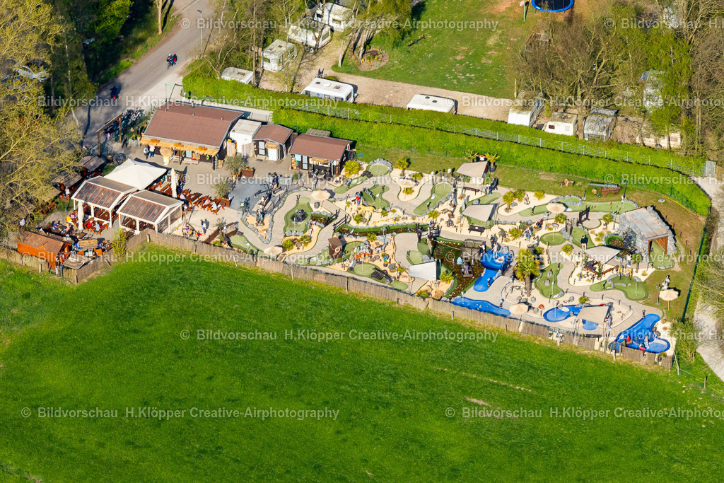 Luftbilder Nettetal-0027 | Luftbild Golfplatz der Minigolf-Anlage " Tortuga Adventure Golf "in Nettetal - Realisiert mit Pictrs.com