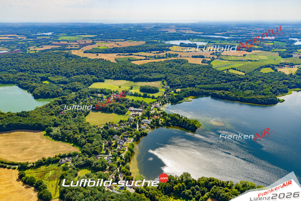 Sielbeck Eutin Bild- Das Luftbild wurde 2025 vom UL-Flugzeug heraus erstellt ( keine Drohne bzw. Drohnenaufnahme ) - Hochauflösende Luftaufnahme -Nicht vergleichbar mit Google Maps oder Satelittenbilder- Die Geschenkidee !Mit Lizenz und Bildrechte bestellbar - CC