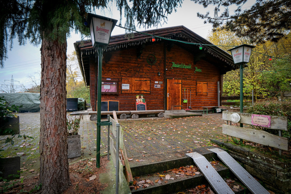 Naturfreundehaus | Leonberg - geschlossene Naturfreundehaus - Realisiert mit Pictrs.com