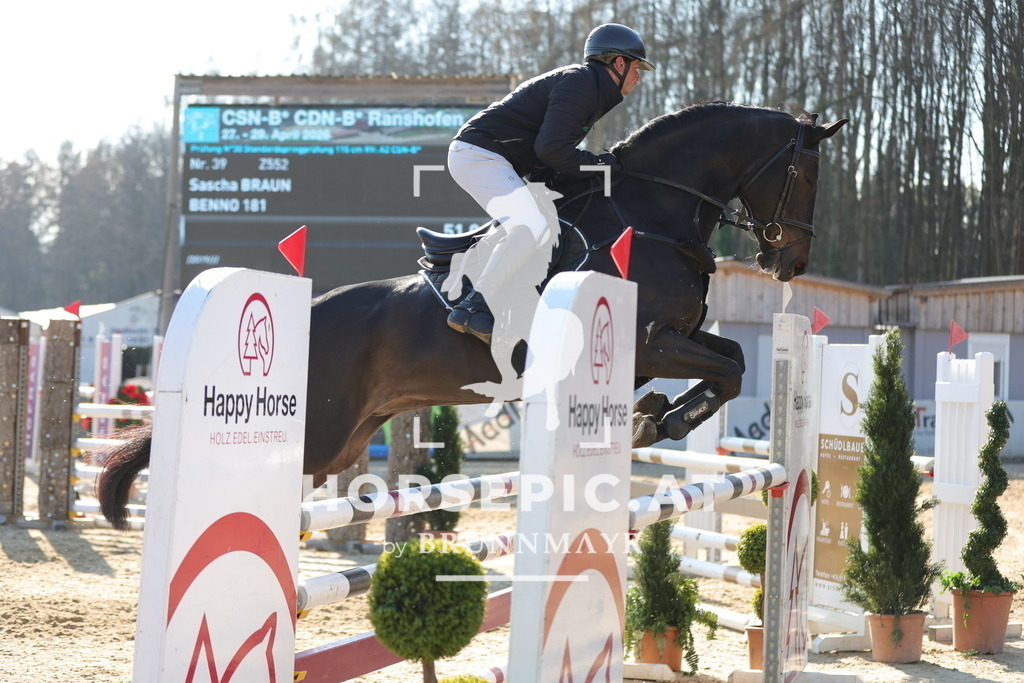 0P6A9391 | Willkommen bei Brunnmayr - Design & Fotografie – Ihrem Spezialisten für Reitturniere und Pferdeveranstaltungen in Oberösterreich, Salzburg und Bayern! Seit über 17 Jahren sind wir leidenschaftlich dabei.