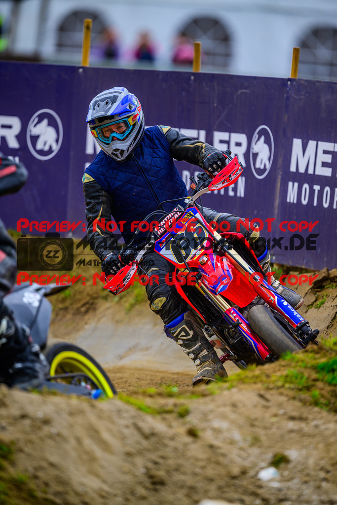 MaZZes_Fotomatrix_20251003_6007705_7170 | S4