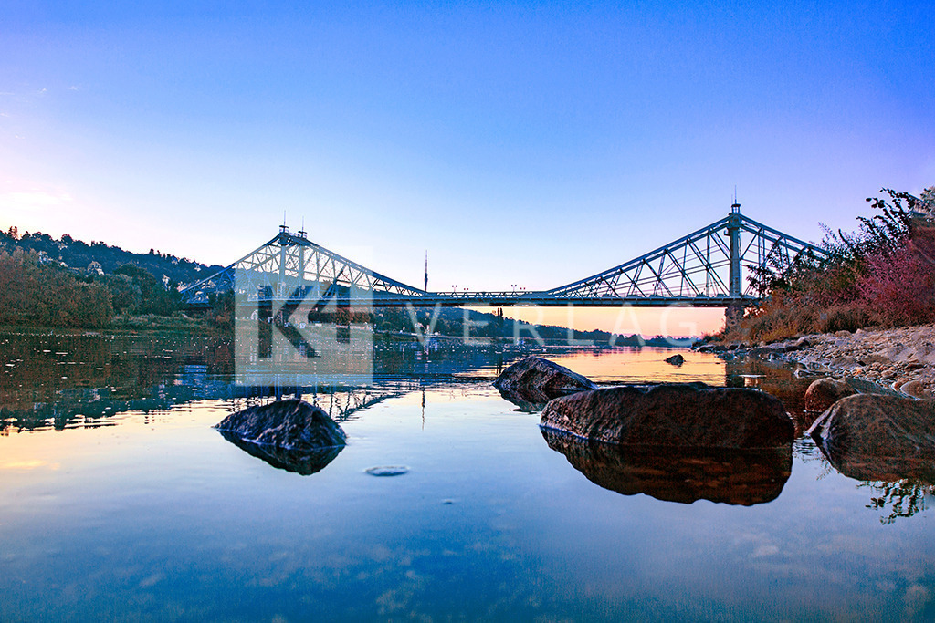 Blaues-Wunder-Elbe_FOCO3095 | Blick auf das Blaue Wunder  - Realisiert mit Pictrs.com