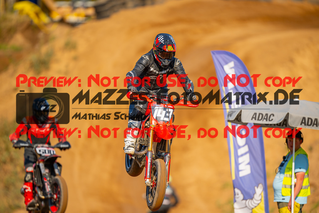 MaZZes-Fotomatrix-20260815-601642 | S2