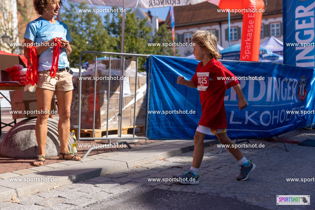 VJ__2668 | Stadtlauf Erding 2025 #stadtlauferding #erdingstadtlauf #stadtlauf_erding #laufmotivation #trisporterding #yourpictrs #sportshot_your_pictrs