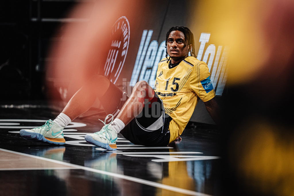 Basketball | Männer | Saison 2024/2025 | easyCredit Basketball Bundesliga | 12. Spieltag | Veolia Towers Hamburg vs. MHP Riesen Ludwigsburg | 21.12.2024 | Ezra Manjon (#15, MHP Riesen Ludwigsburg)