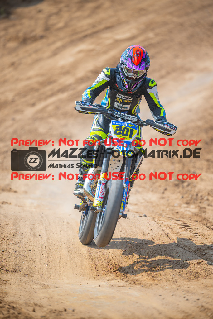 MaZZes-Fotomatrix-20260816-615445 | ROOKIES