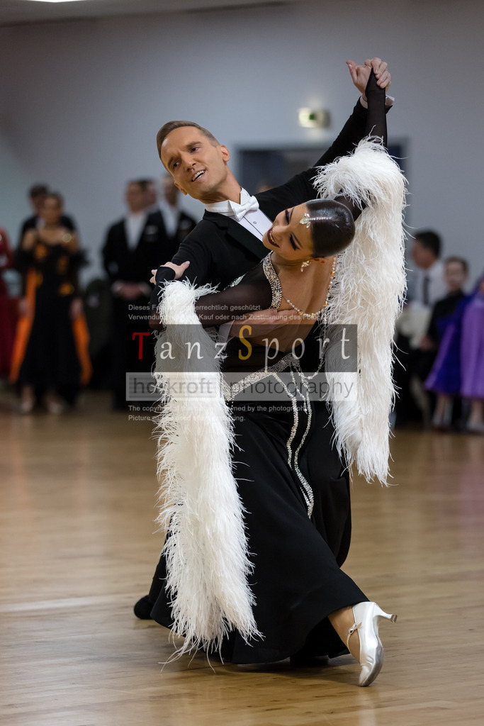 20240928_LM_HGR-S_Std_7826 | Tanzsportbilder, Standardtanz, Lateintanz, WDSF, DTV, LTVB, dancecomp, goc, hessen tanzt, blaues band der spree, walzer, tango, wiener walzer, slowfox, quickstepp, samba, rumba, cha-cha-cha, paso doble. jive, hd-kroft photography, turniertanzsport