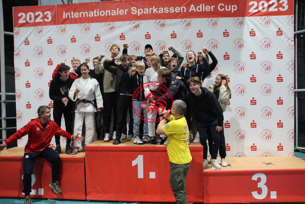 IMG_1513 | Fotos vom Adler Cup - Pictures from Adler Cup

Hier findet Ihr alle Eindrücke und großen Momente der Adler Cup Wochenenden. Here you will find all impressions and great moments of the Adler Cup weekends. - Realisiert mit Pictrs.com