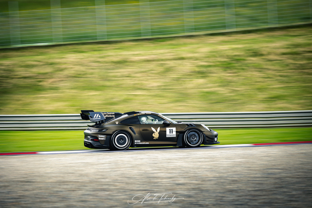 R6PZ1453 _Alexander Tschuncky | Entdecken Sie die faszinierende Welt von Alexander Tschuncky Arts: Kreative Fotografie, atemberaubende Automobilkunst und hochwertiger Bilderdruck. Lassen Sie sich inspirieren! - Realisiert mit Pictrs.com