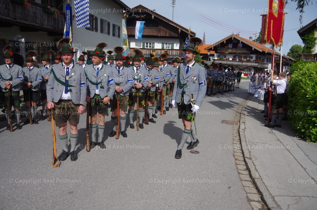 IMGP4996 | fotografiert von Axel PollmannLeonhardi Wallfahrt Benediktbeuern und Murnau, Fronleichnam, Fasching, Landschaft im Loisachtal und Benediktbeuern  - Realisiert mit Pictrs.com