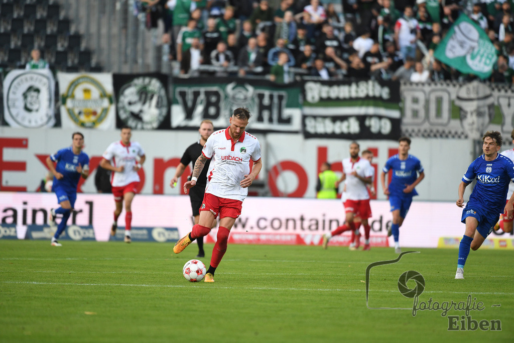 SV Meppen-VfB Lübeck | Herren Regionalliga Nord; SV Meppen (blau)-VfB Lübeck (weiß) am 01.08.2025 in Meppen (Hänsch-Arena), Photo: Philip Eiben 2025 - Realisiert mit Pictrs.com