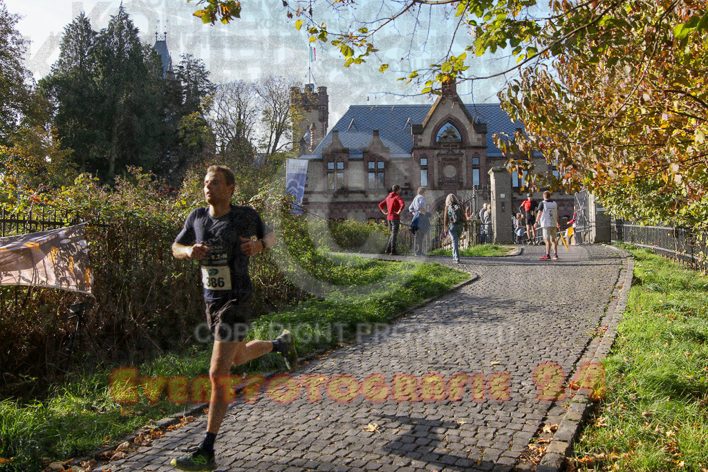 221030_1129_EV8_4896 | Sportfotografie im Rhein-Sieg Kreis, Köln, Bonn, NRW, Rheinland Pfalz, Hessen, etc. Unser Tätigkeitsfeld umfasst den Laufsport vom Volkslauf über den Marathon, Duathlon, Triathon bis zum Ultralauf wie Kölnpfad Ultra oder Schindertrail.