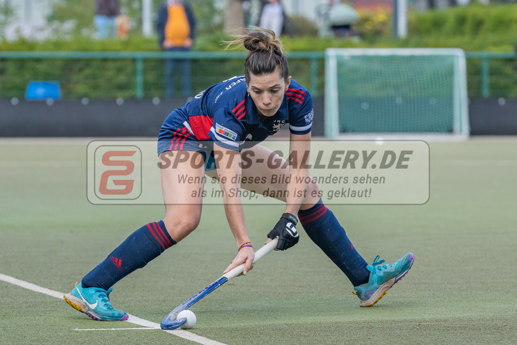 HK_20220925_100155 | 1. Bundesliga Damen Düsseldorfer HC - Berliner HC  am 25.9.2022 DHC Düsseldorf, Düsseldorf , Agustina Albertarrio ( Düsseldorfer HC #9 )