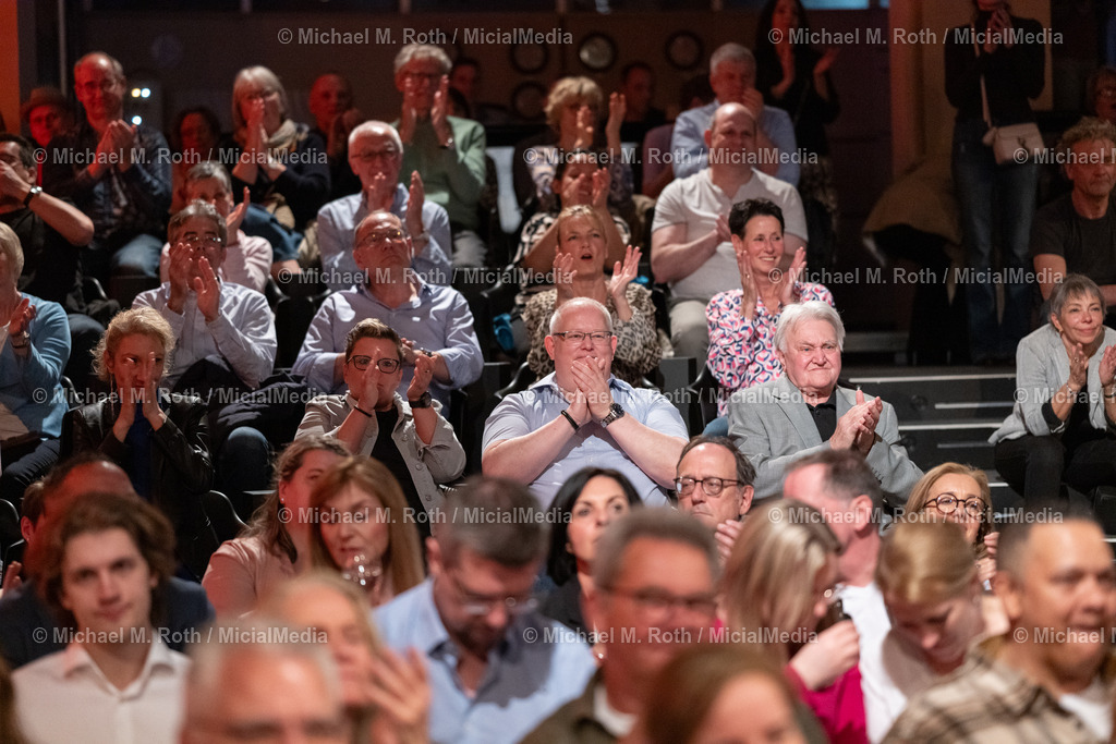 mici-yo-20240405-202441NZ8_0449 | MicialMedia Fotos