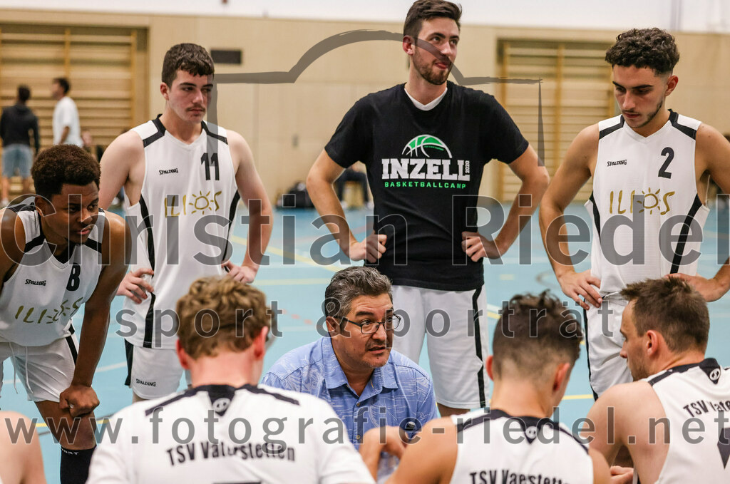 2023-10-08_081_TSV_Vaterstetten_gegen_ESV_Staffelsee | Vaterstetten, Deutschland, 08.10.2023:
Basketball, Bayernliga Herren Süd 2023 / 2024, 3. Spieltag, TSV Vaterstetten gegen ESV Staffelsee, Endergebnis: 62:90

Foto: Christian Riedel / fotografie-riedel.net