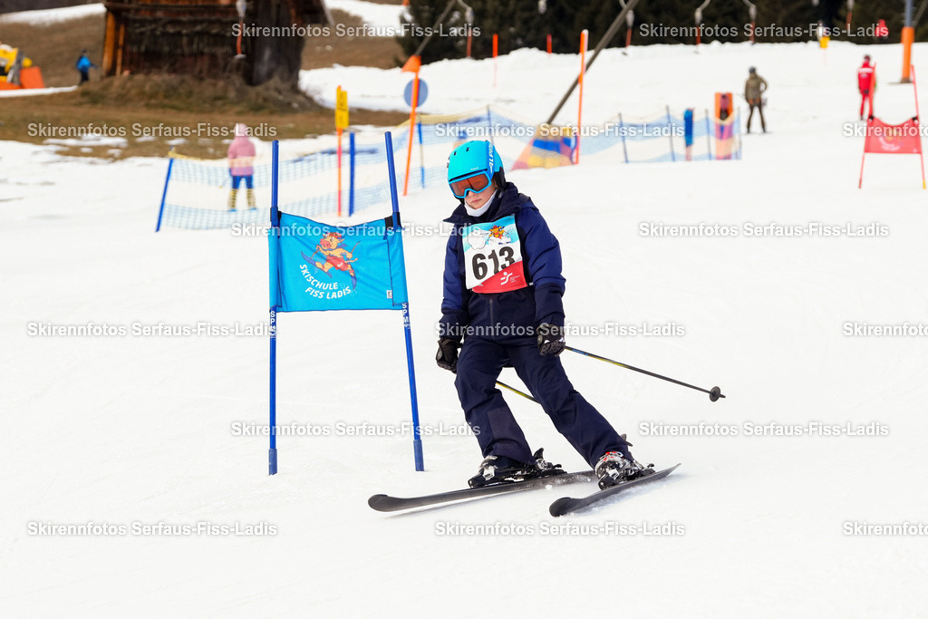 SRF_02.01.2026_1073 | Skirennfotos,Serfaus,Fiss,Ladis,Kinderskirennen,Winter,Tirol,Oberland,skirace,SFL,feelfree,weil wir's genießen,ski,Ski,skifahren,Sonnenplateau, - Realisiert mit Pictrs.com