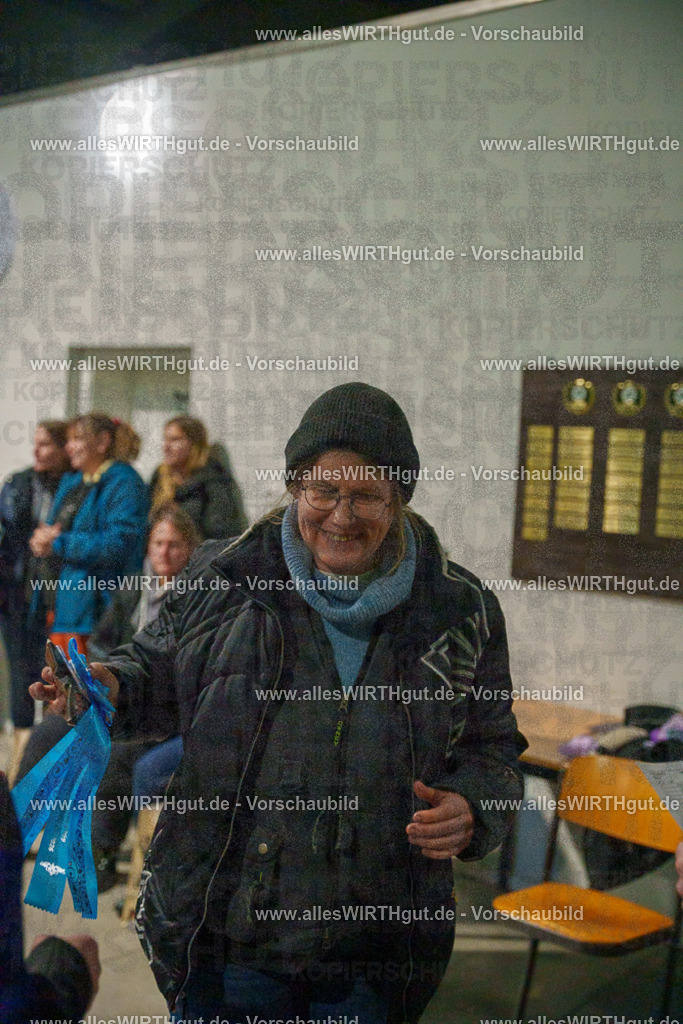 7R504711 | Professionelle Tierfotografie in Mönchengladbach von Daniel Wirth (allesWIRTHgut). Liebevolle & natürliche Bilder von Hunden & Katzen für unvergessliche Erinnerungen.