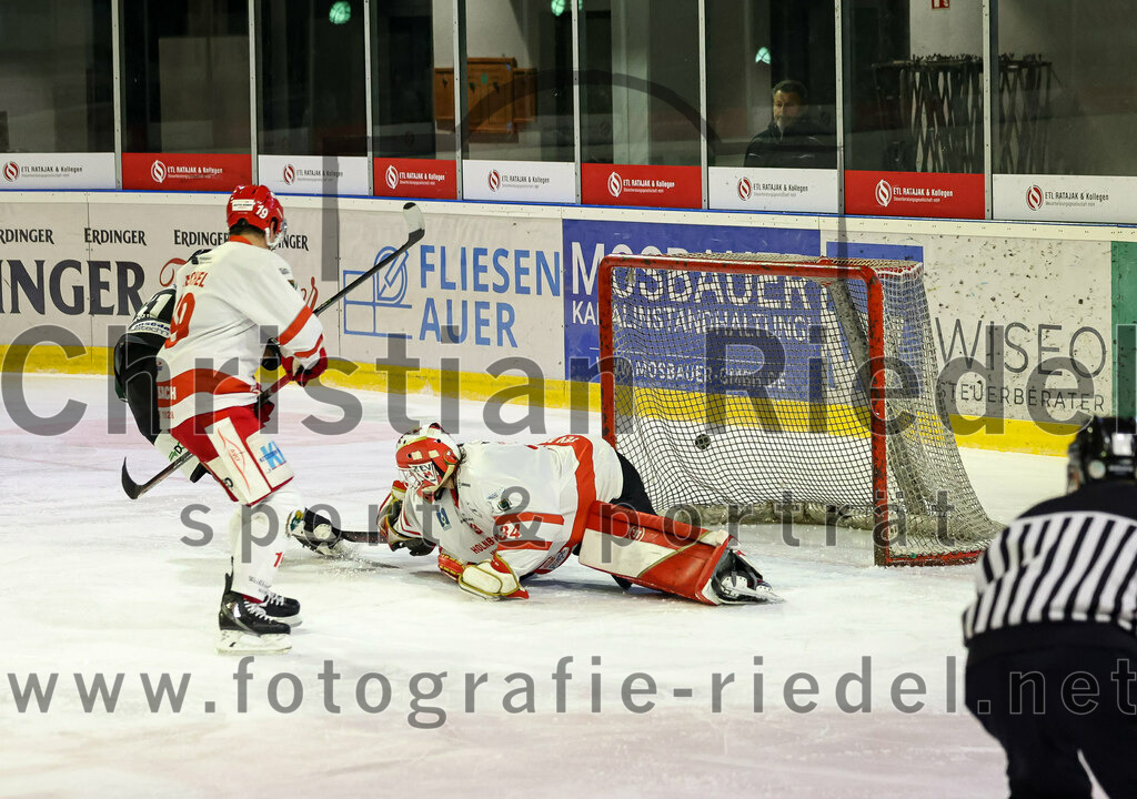 2022-11-13_093_TSV_Erding_gegen_TEV_Miesbach | Erding, Deutschland, 13.11.2022:
Eishockey, Bayernliga 2022 / 2023, 13. Spieltag, TSV Erding gegen TEV Miesbach, Endergebnis: 

Foto: Christian Riedel / fotografie-riedel.net