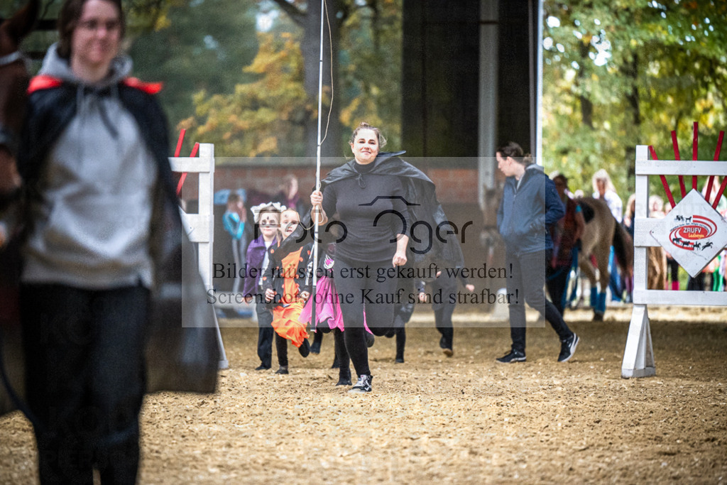 DOS_0019 | Entdecke hochwertige Reitturnierfotos von Foto Oger. Professionell, emotional und authentisch – jetzt Lieblingsmomente im Shop bestellen.Deutschlandweite Turnierfotografie. - Realisiert mit Pictrs.com