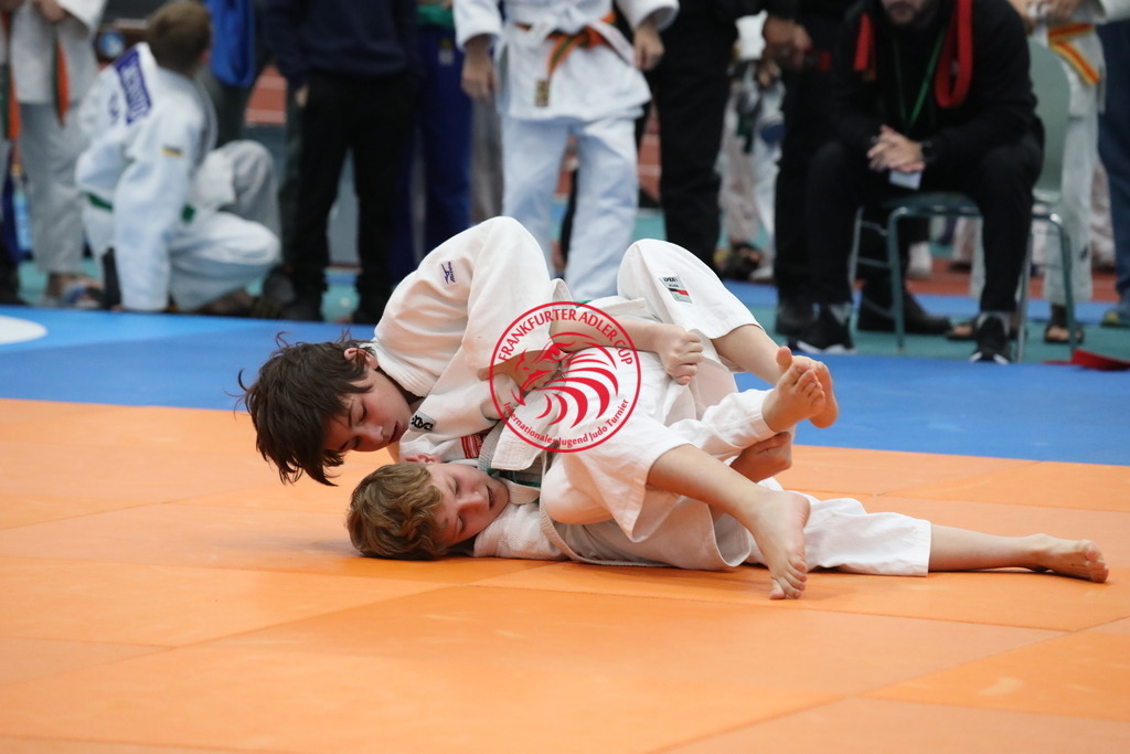 1J7A2835 | Fotos vom Adler Cup - Pictures from Adler Cup

Hier findet Ihr alle Eindrücke und großen Momente der Adler Cup Wochenenden. Here you will find all impressions and great moments of the Adler Cup weekends. - Realisiert mit Pictrs.com