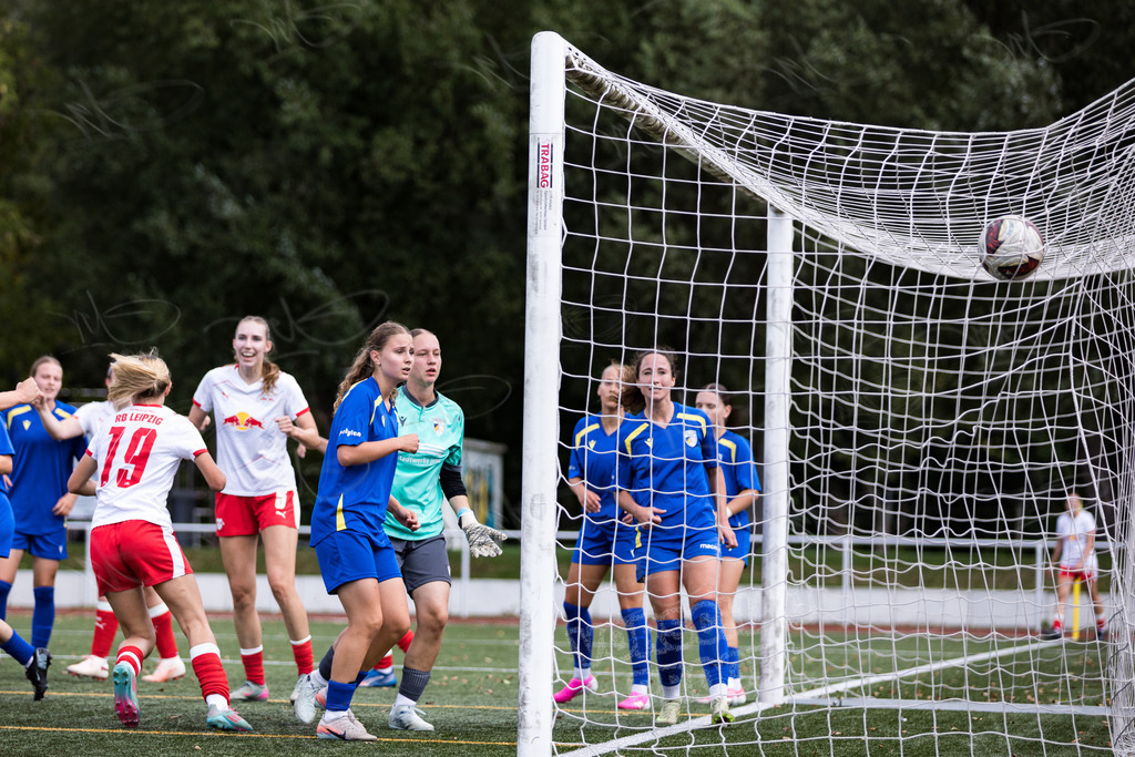 Frauen-Regionalliga Nordost | 2. Spieltag FC Carl Zeiss Jena II : RasenBallsport Leipzig II - Realisiert mit Pictrs.com