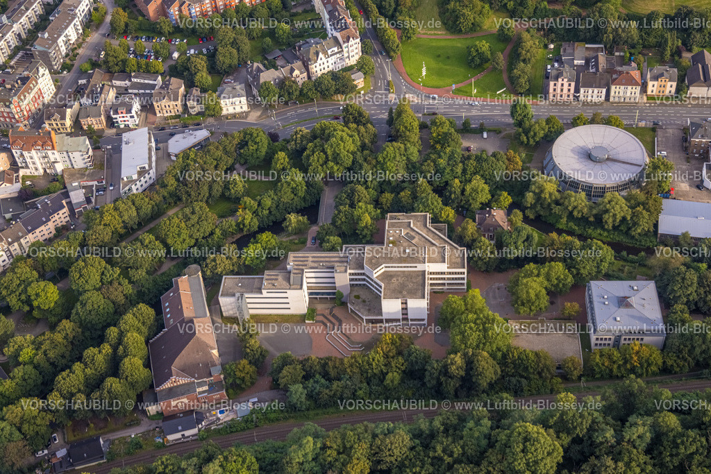 Hagen230903927 | Luftbild, Rundturnhalle an der Gesamtschule Haspe, Haspe, Hagen, Ruhrgebiet, Nordrhein-Westfalen, Deutschland