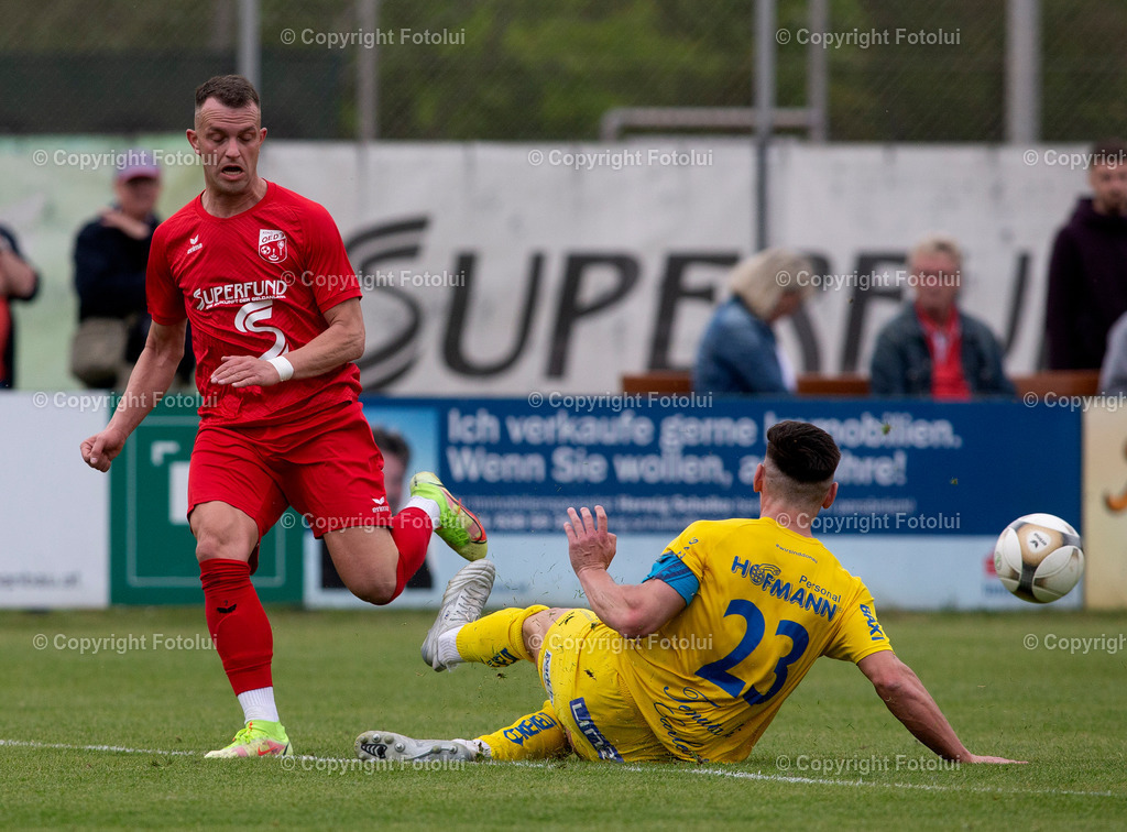 A_LUI_30042022_54 | SPORT,FUSSBALL,LT1 OOE LIGA ASKOE OEDT-DONAU LINZ 30.04..2022 IM BILD:  NENAD VIDACKOVIC (OEDT)  UND AID VOJIC (DONAU)FOTO:FOTOLUI