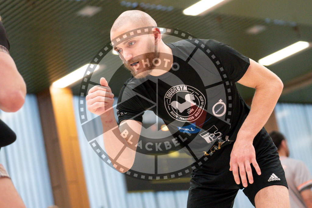 20231125PBB6933 | Fighters compete during the Grappling Industries Jiu-jitsu Championship in Berlin, Germany, on November 25, 2023.