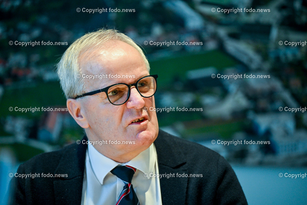 Pressekonferenz Bgm. Freistadt_ 18.12.2023-17 | 18.12.2023, Freistadt, AUT, Pressekonferenz Bgm. zur Bilanz im Bild Christian Gratzl (SP, Bgm. Freistadt)