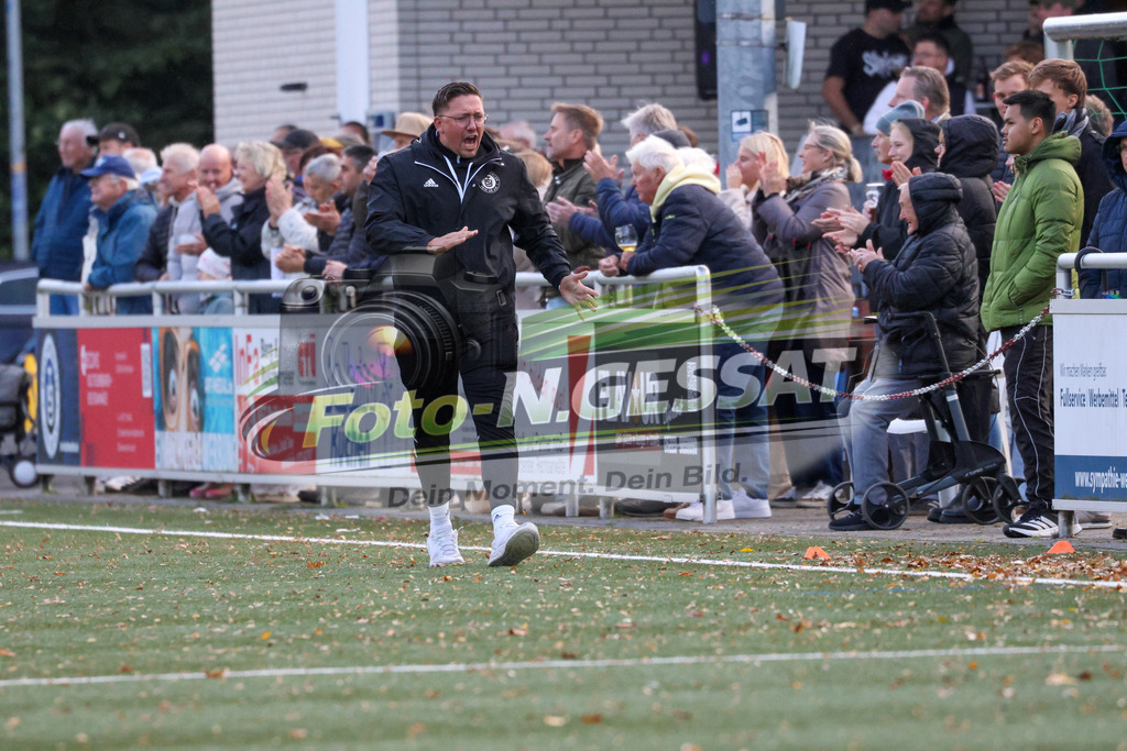 TuS Bruchmühlen - Bünder SV | Auf dem Bild zu sehen: TuS Bruchmühlen: Jubel 2:0, Silas MorgenrothTuS Bruchmühlen, Bünder SV, Saison 26/27, Kreisliga A, Bruchmühlen, Deutschland - Realisiert mit Pictrs.com
